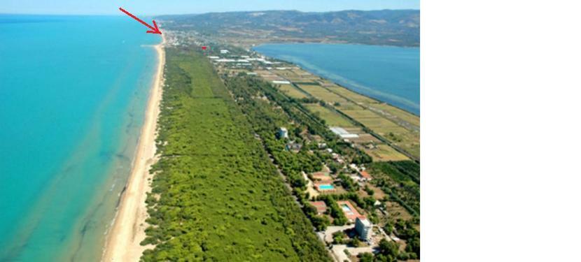 Hotel Centro Turistico La Perla del Gargano Foce Varano Esterno foto