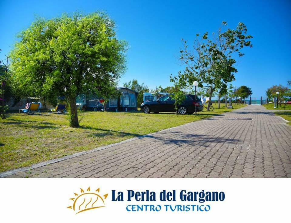 Hotel Centro Turistico La Perla del Gargano Foce Varano Esterno foto
